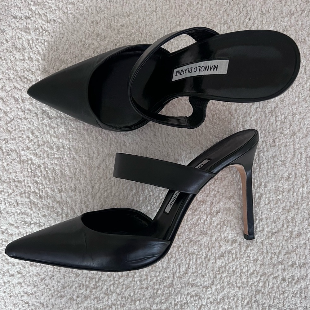 MANOLO BLAHNIK SUSA 105 Soft Black Leather Mules Heels Pumps Size 38 US 8 $780